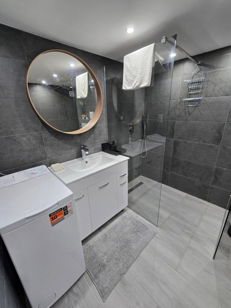 Maria - Modern In The Center Of Appartement Boedapest